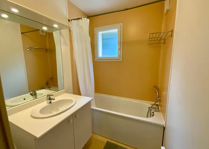 Casa de Férias Les Naiades J60 - 2 Bedrooms For 5 People ! Avene